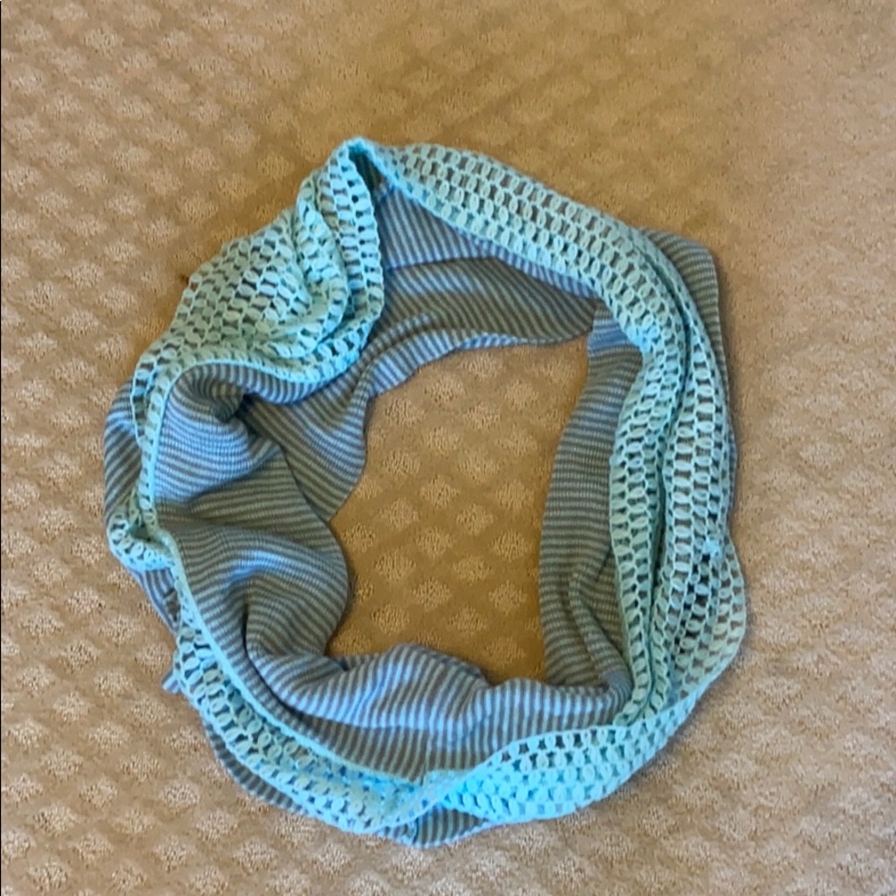 Infinity scarf mint green and gray. OS